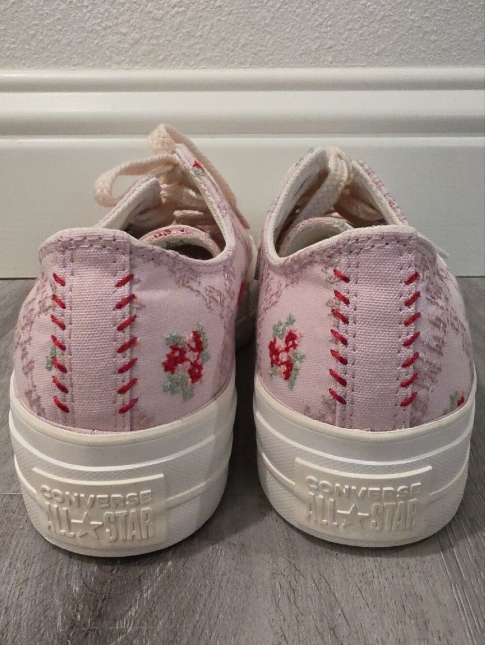 Converse Lift Platform - Rose Cross Stitch - Low Top, Size 8 - Picture 5 of 16